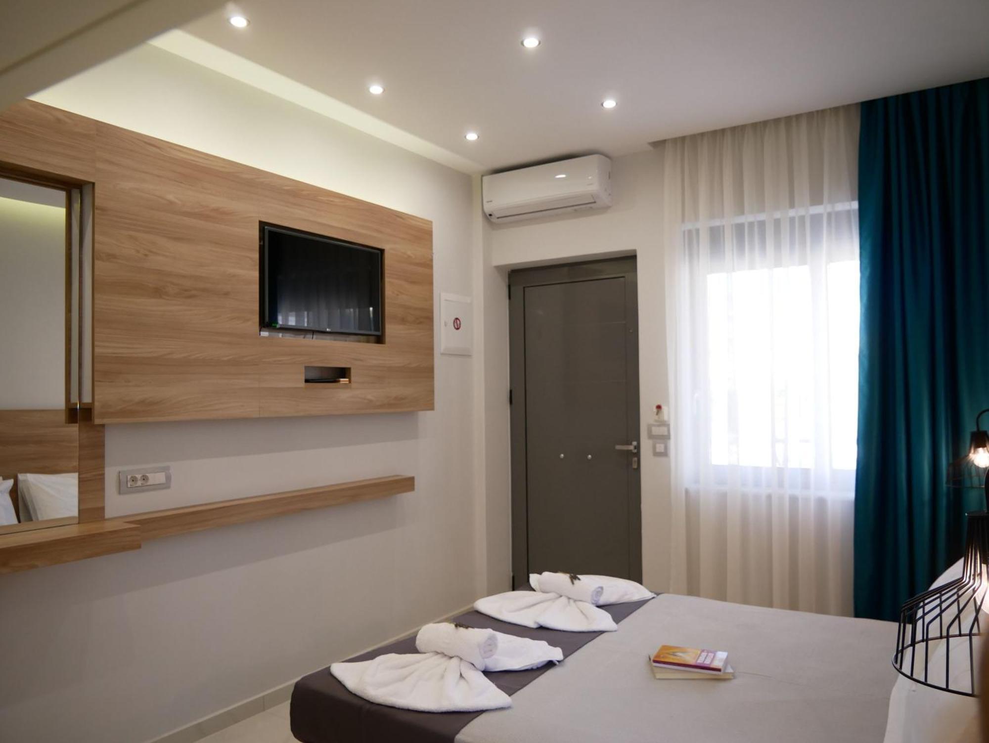 Erotokritos Studios Agia Marina Екстериор снимка